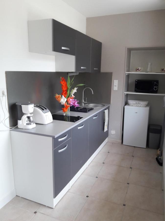 Saint-Hilaire-la-Palud Logis De Lange Studio 2 P מראה חיצוני תמונה