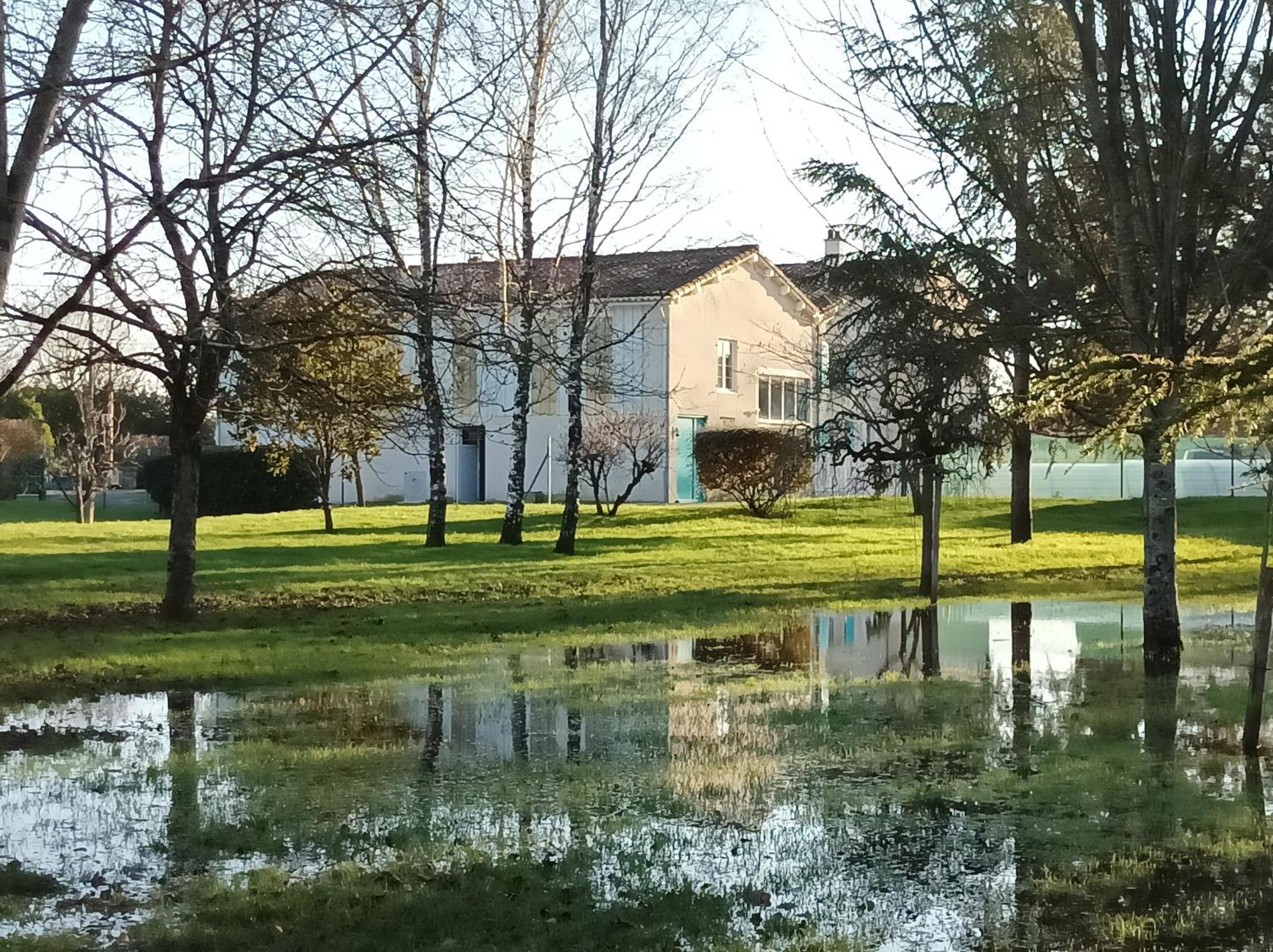 Saint-Hilaire-la-Palud Logis De Lange Studio 2 P מראה חיצוני תמונה